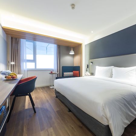 Holiday Inn Express Shanghai Jiading Center By Ihg Екстер'єр фото