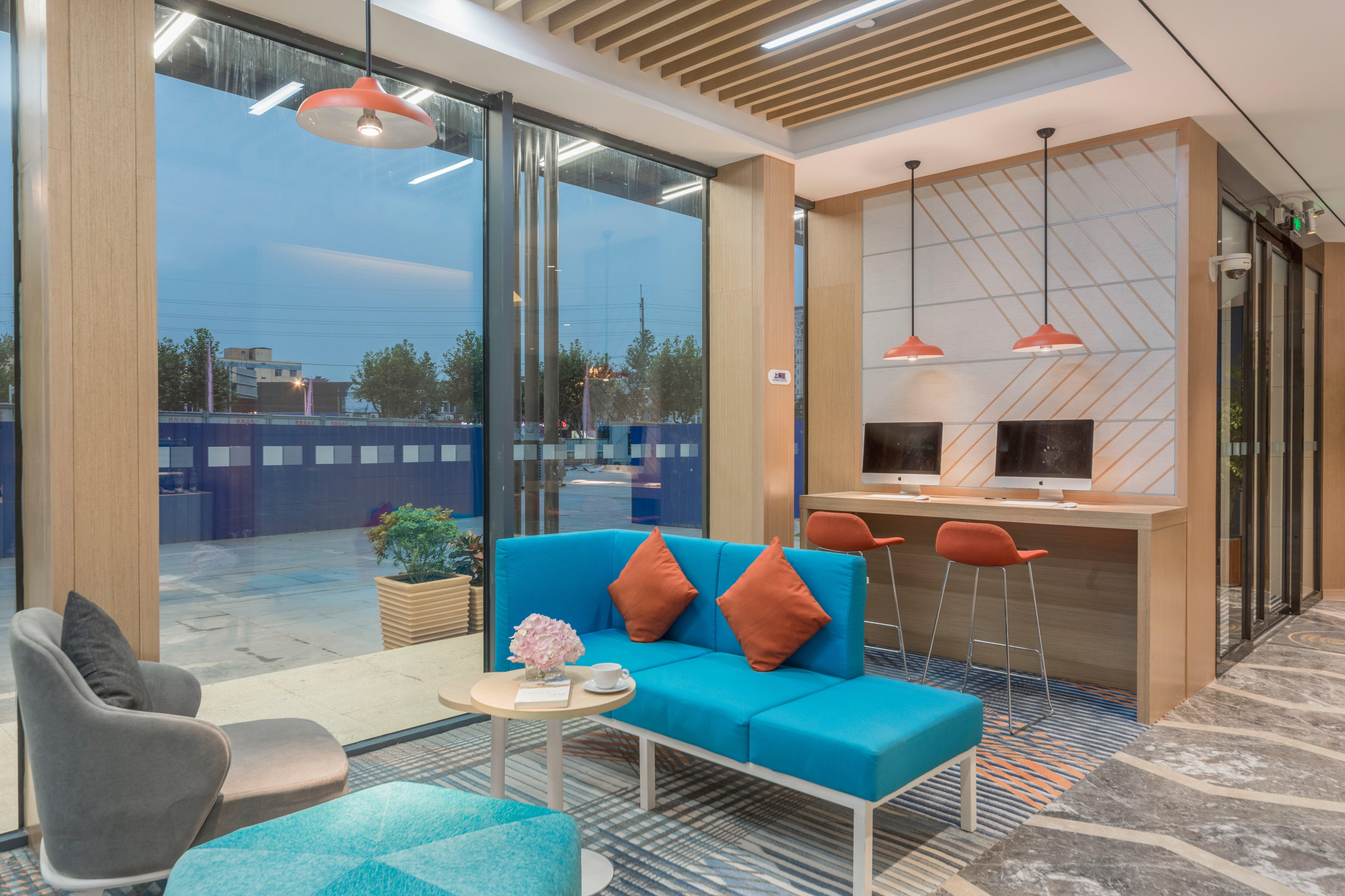 Holiday Inn Express Shanghai Jiading Center By Ihg Екстер'єр фото