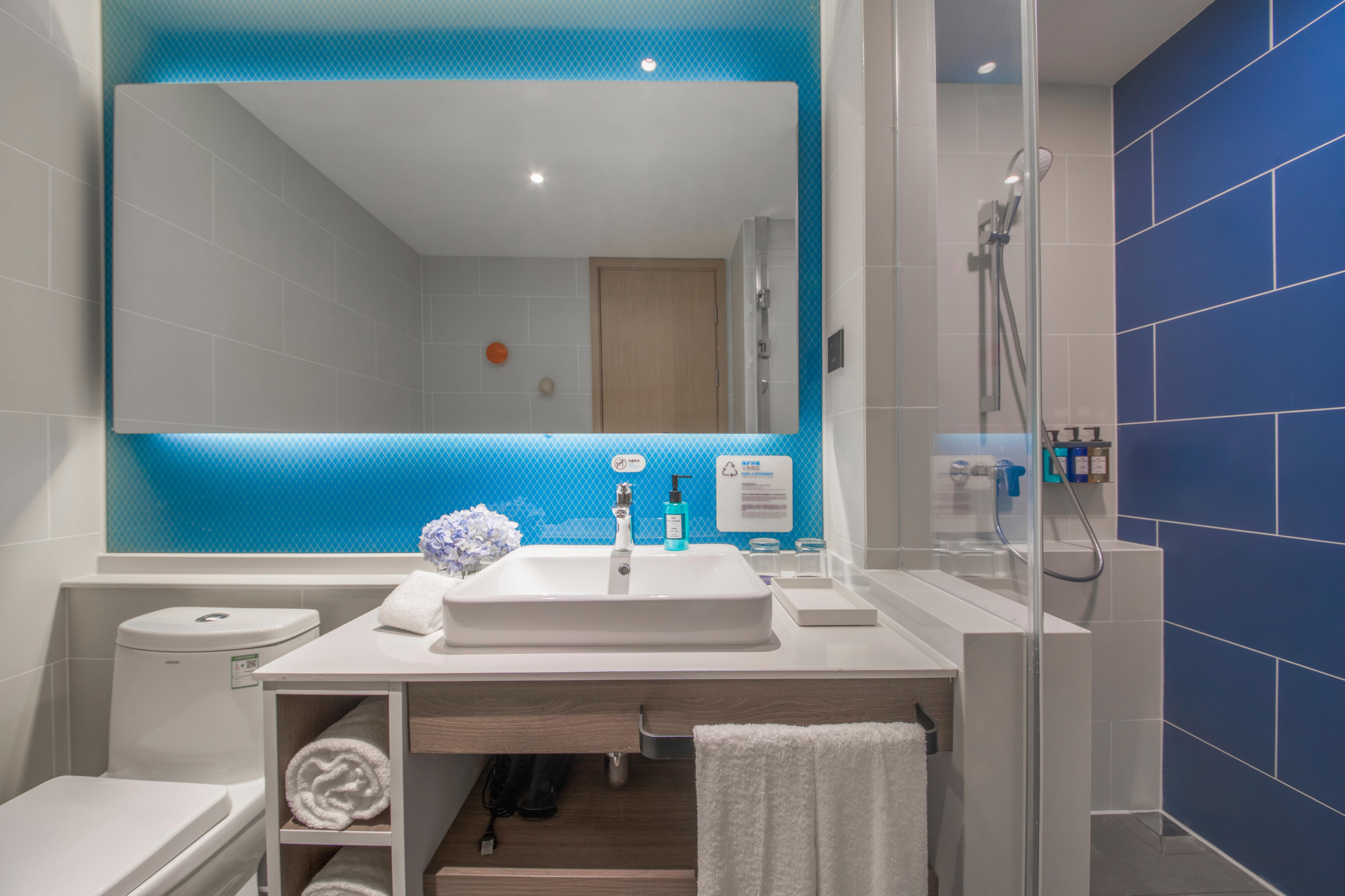 Holiday Inn Express Shanghai Jiading Center By Ihg Екстер'єр фото
